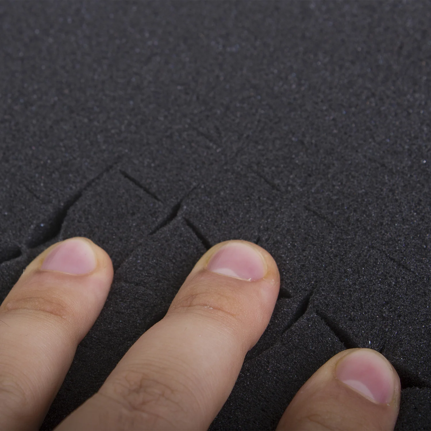 UDG Ultimate Pick Foam Flight Case Multi Format L Black - Image 15