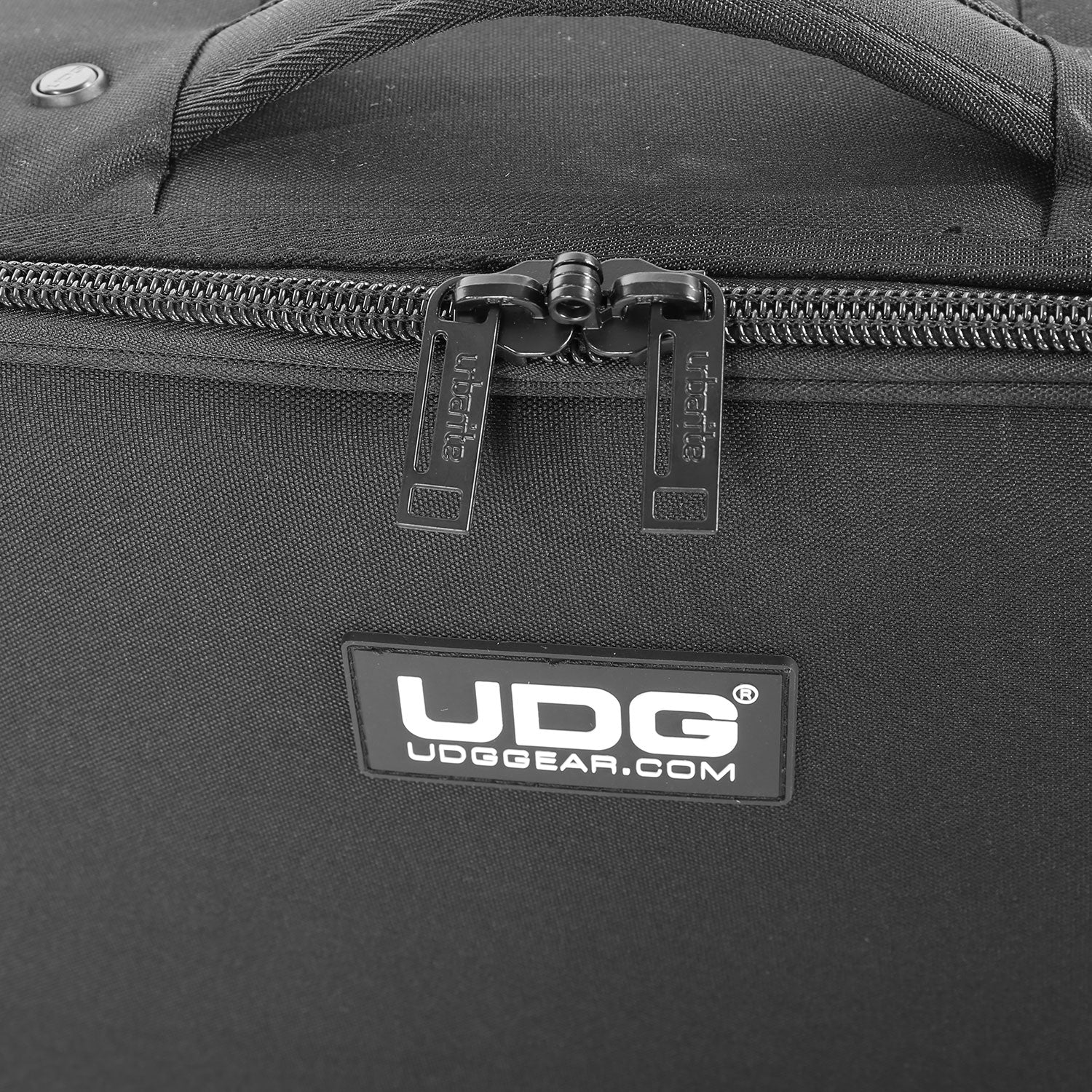 UDG Urbanite MIDI Controller Sleeve Large Black - Image 7